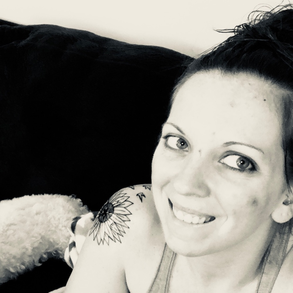 Meet your Posher, April